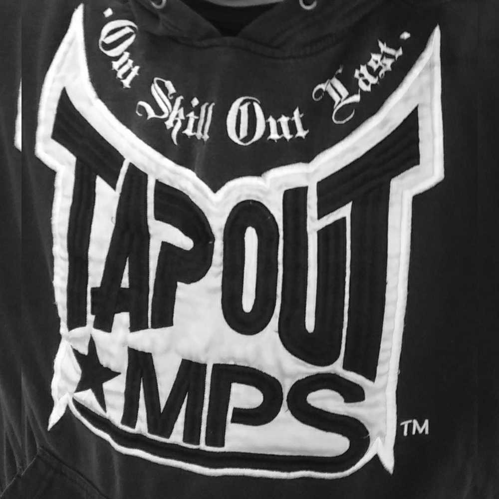 Tap Out Hooded Pullover (Old Skool-Vintage)